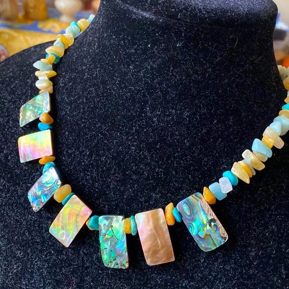 Abalone and genuine gemstones iridescent gorgeous short necklace. - Picture 1 of 6